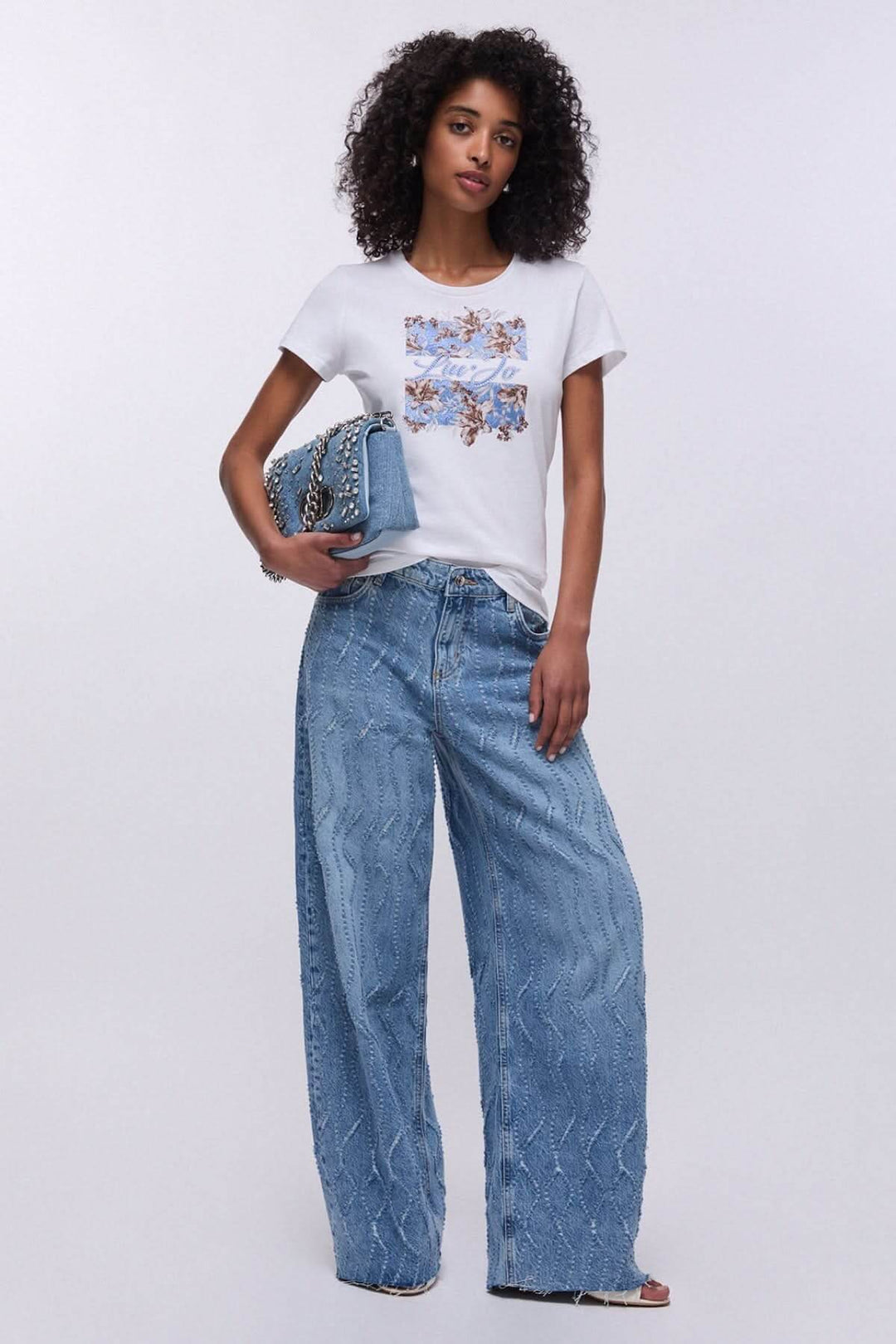 Short-sleeve T-shirt with graphic print