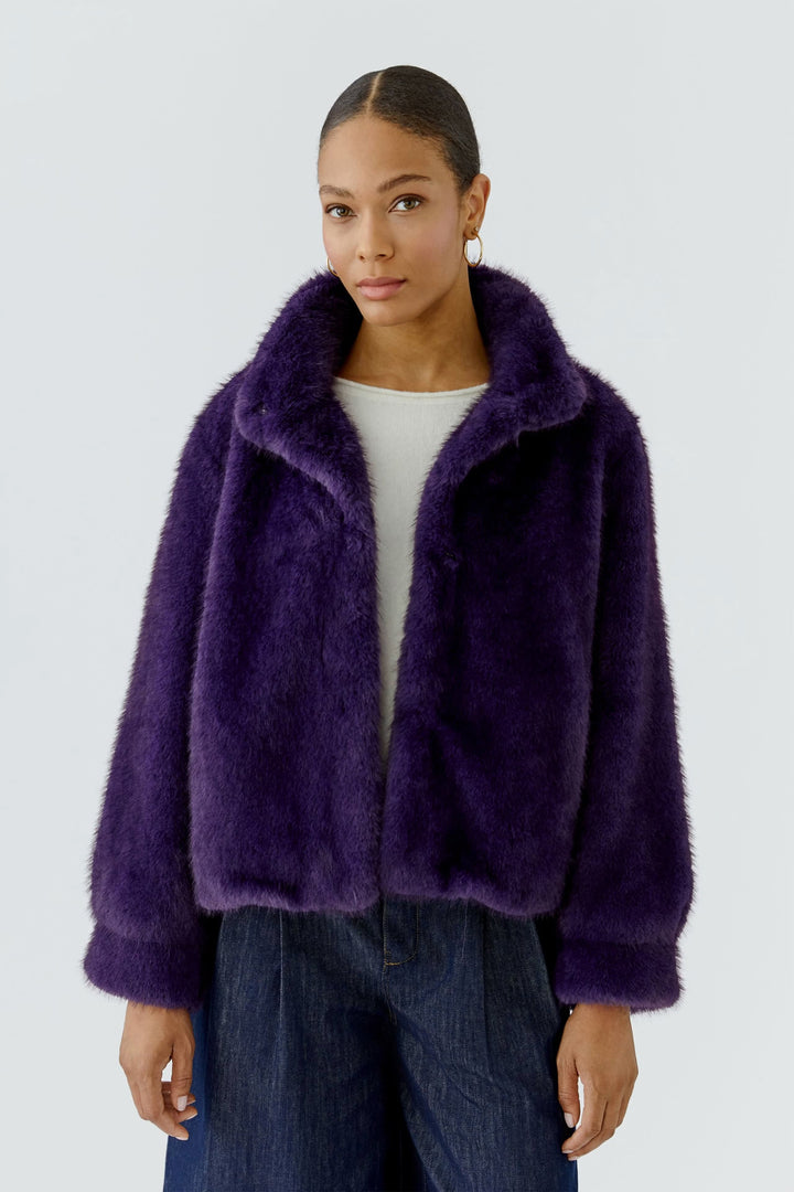 Vue de dos manteau effet fourrure Oui pour femme beige avec col large - Valérie Simon