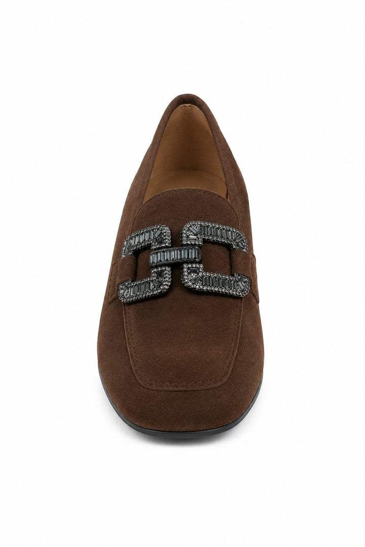 Mocassins en suède à maillons ornés vue de face pour femme Gabor