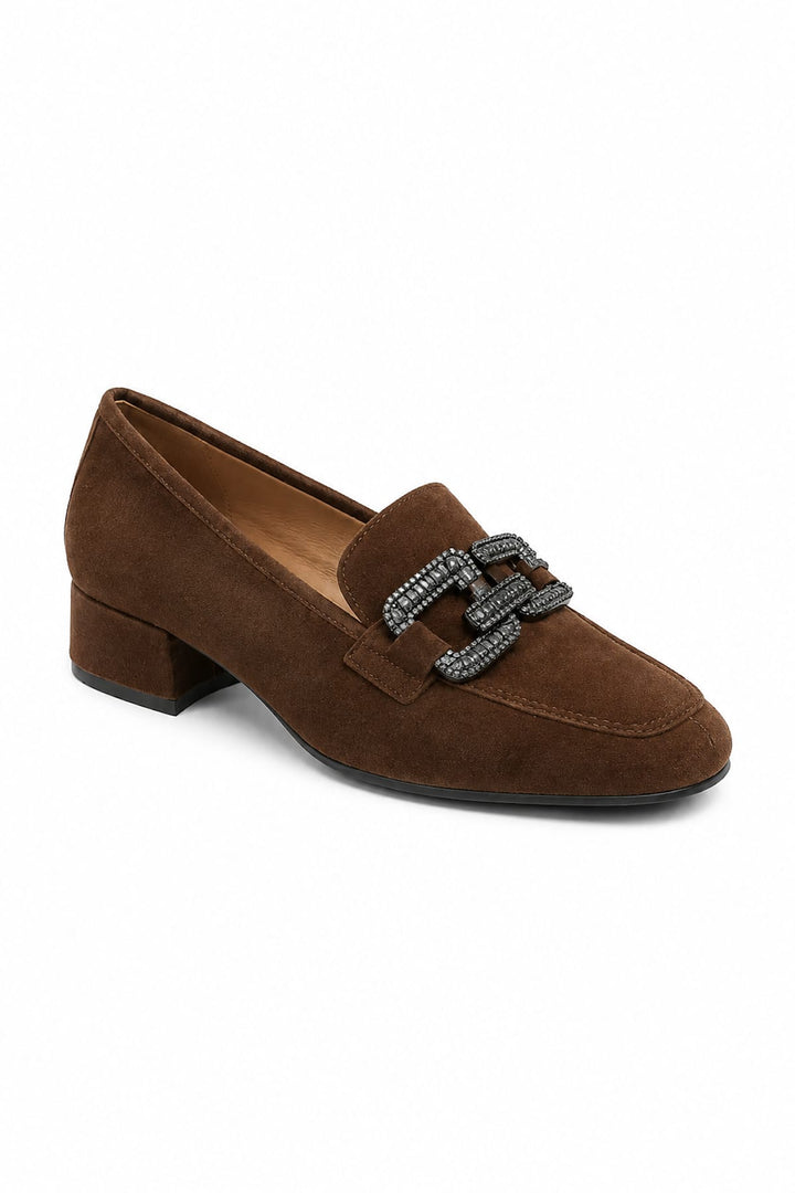 Mocassins en suède à maillons ornés vue de face pour femme Gabor