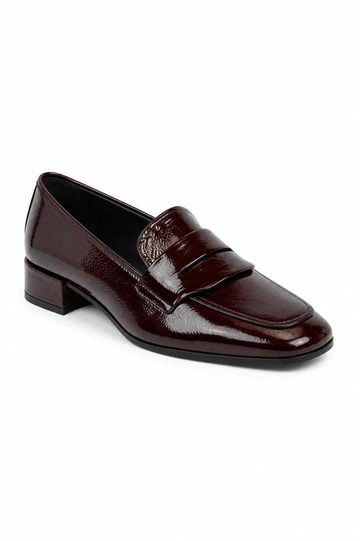 Mocassins vernis à petit talon pour femme Gabor