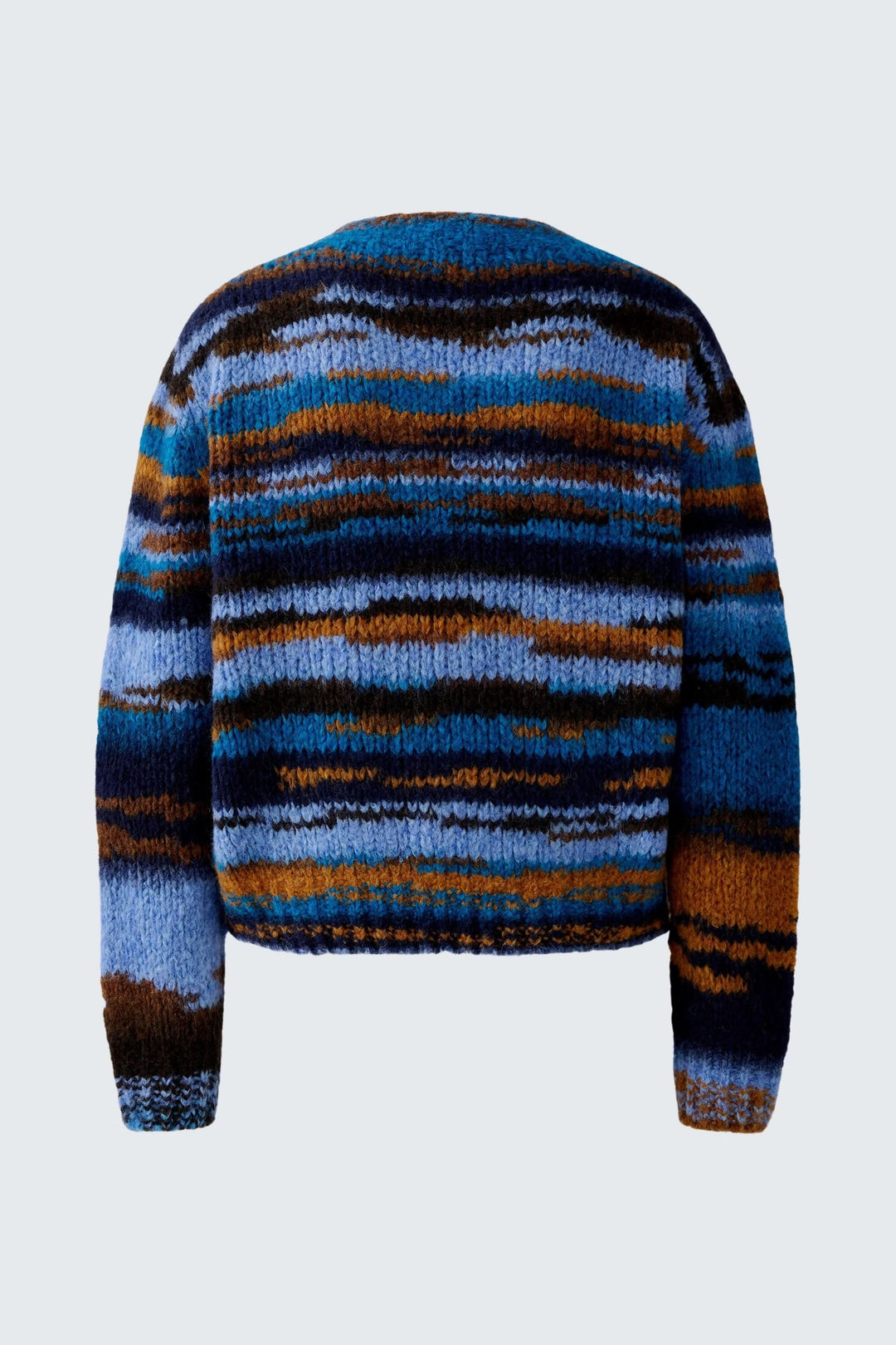 Chandail en tricot rayé à col rond avec rayures multicolores, texture moelleuse et coupe ample pour une allure décontractée et confortable.