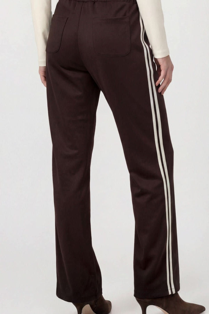 Pantalon de jogging à jambe large avec bandes latérales vue de face pour femme Monari