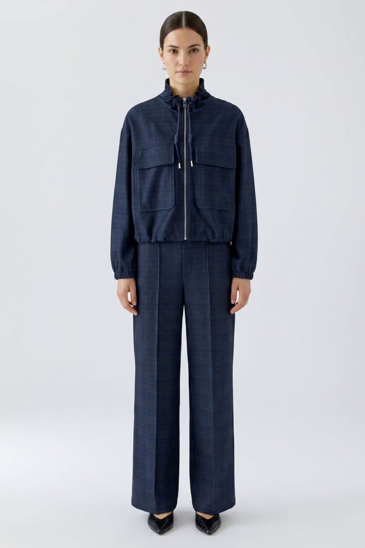 Pantalon droit en jersey à carreaux vue de face pour femme Oui
