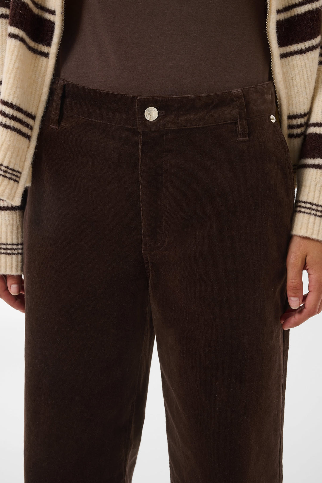 Pantalon Cathrina en velours côtelé à jambe large pour femme Part Two