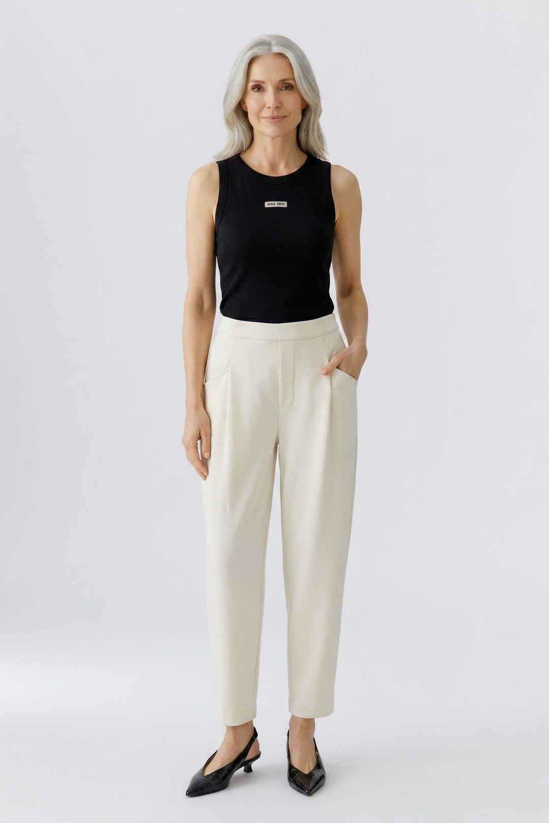 Vue de côté pantalon jogging Oui pour femme noir motif rayures - Valérie Simon