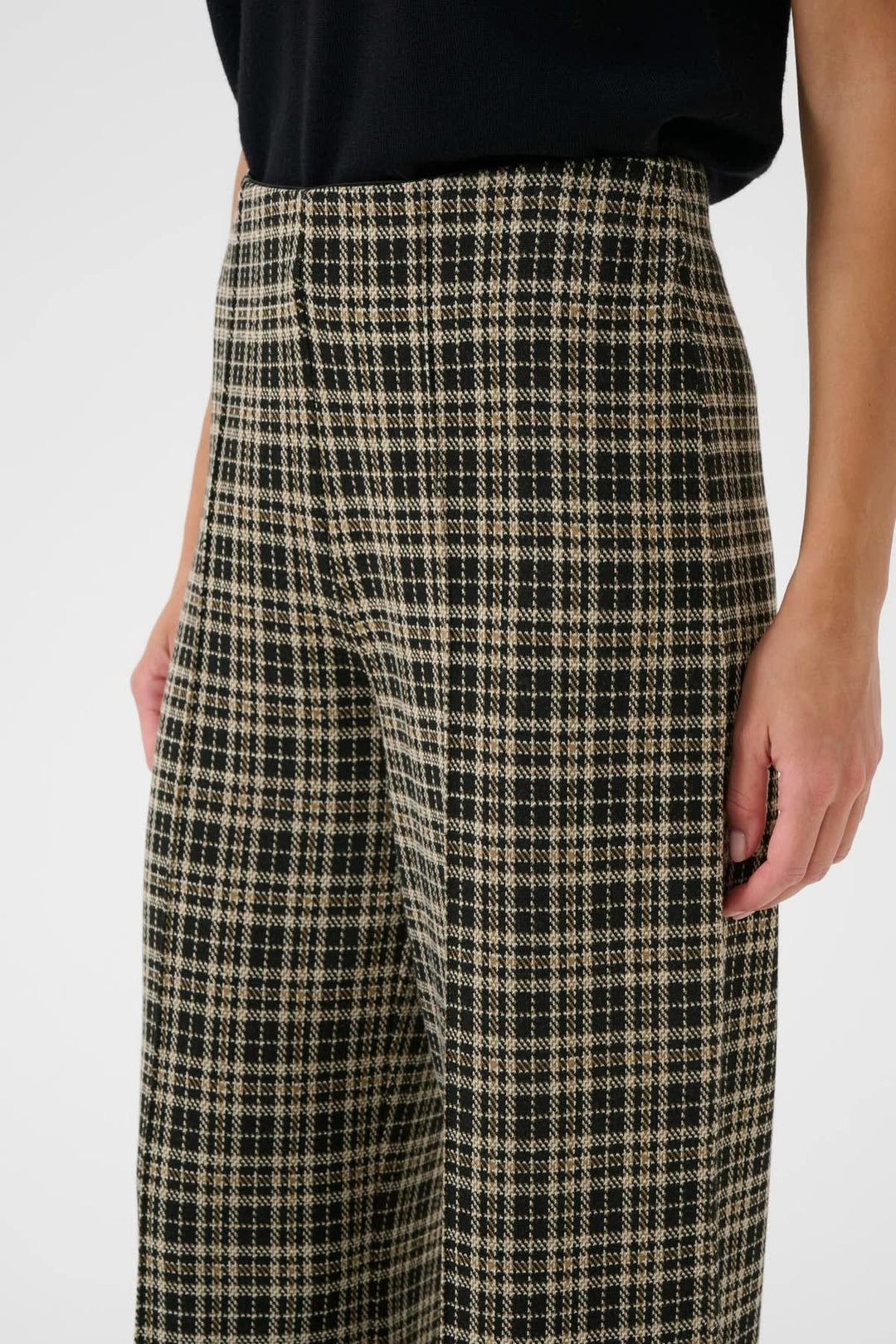 Pantalon large à carreaux Llisan pour femme Part Two