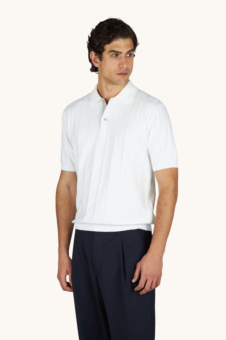 Polo côtelé noir vue de face Paul and Shark pour homme avec boutonnière ouverte - Valérie Simon