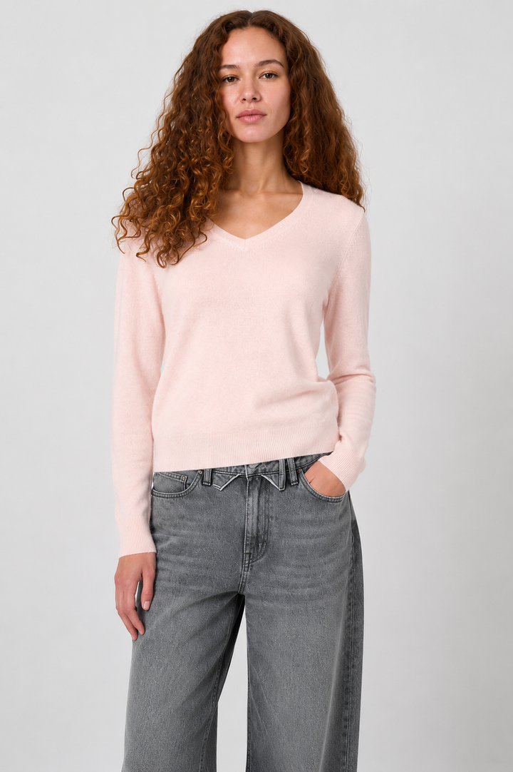 Organic cashmere V-neck sweater 