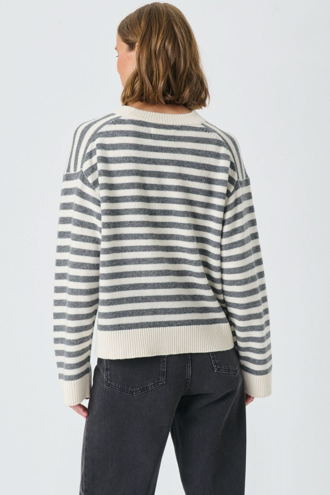 Chandail de laine rayé