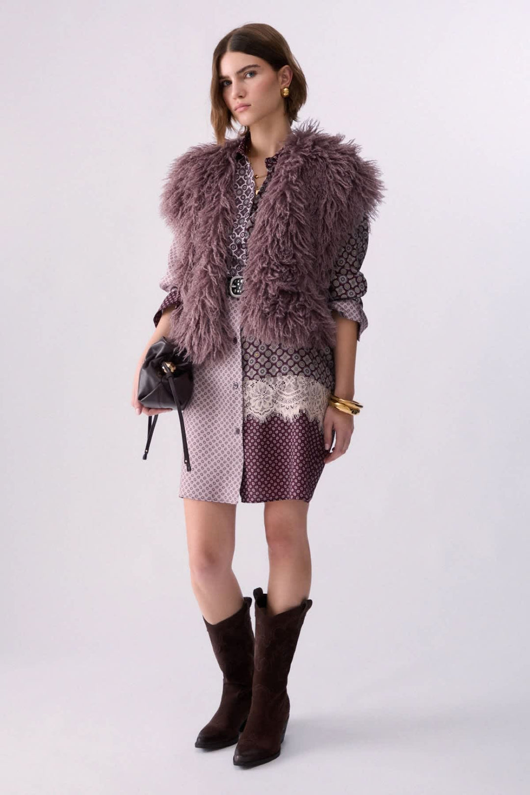 Robe chemise courte imprimée avec ceinture vue de face pour femme liujo