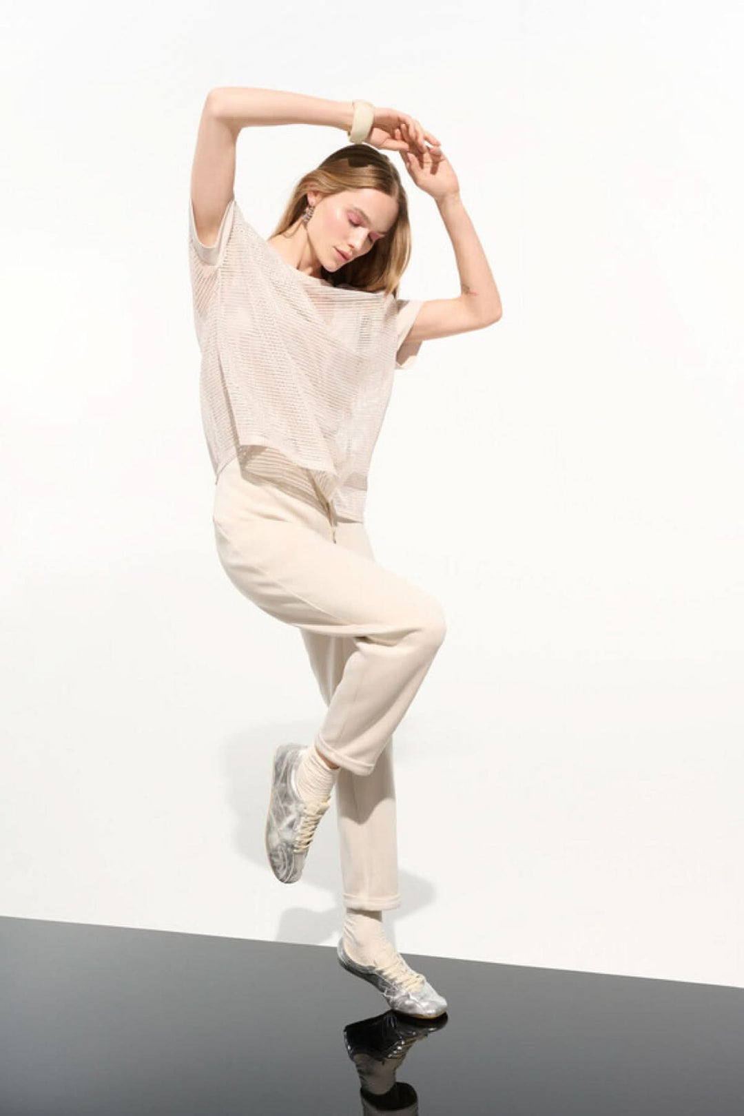 Pants with a knot on the right side