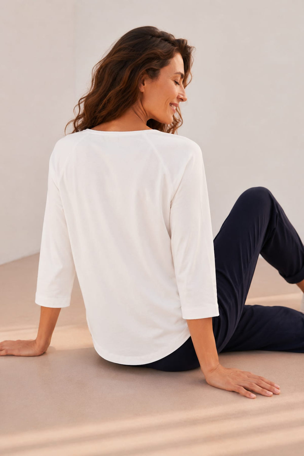 Women's Kennys T-shirt with three-quarter sleeves and embroidered front design