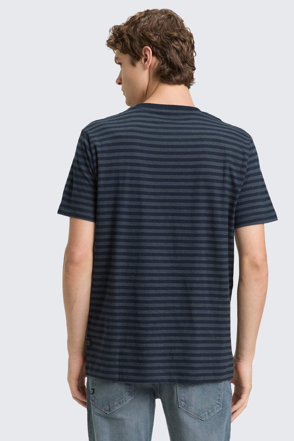 Front view: Tom Tailor blue and white striped men's T-shirt with rolled-up sleeves - Valérie Simon