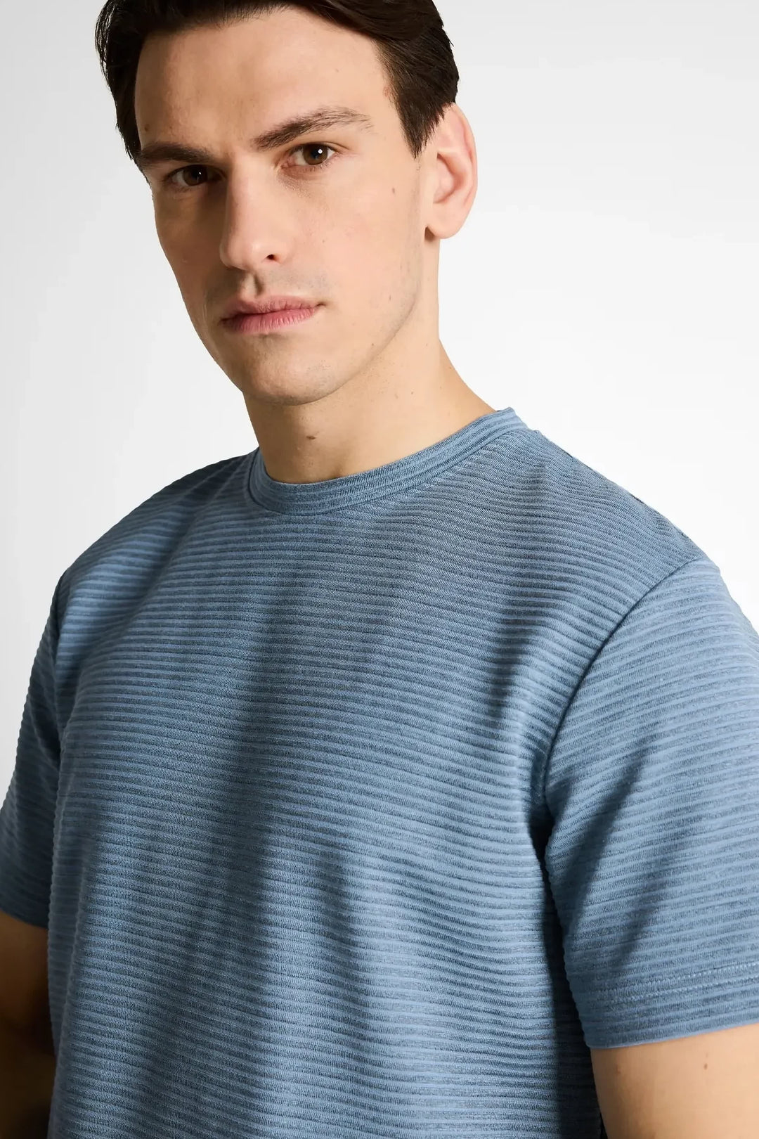 Front view of the Tom Tailor textured light gray men&