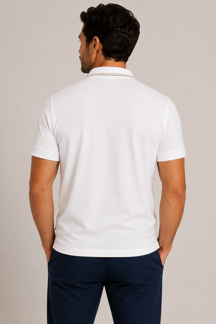Short-sleeve polo shirt with contrasting collar