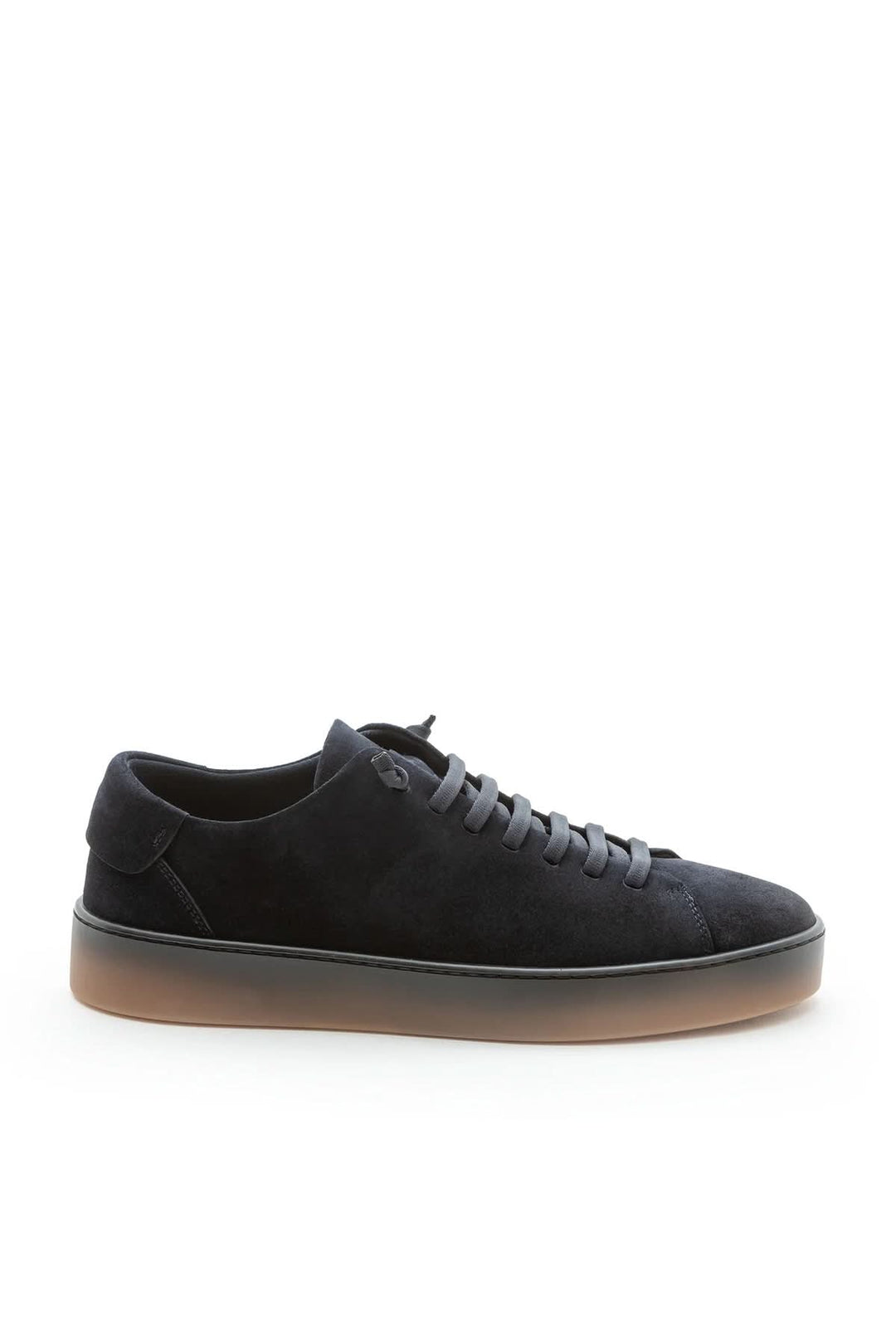 Sneaker homme cuir veau finition travaillée, élégance et confort, semelle haut de gamme, fabrication artisanale, lacets élastiques.