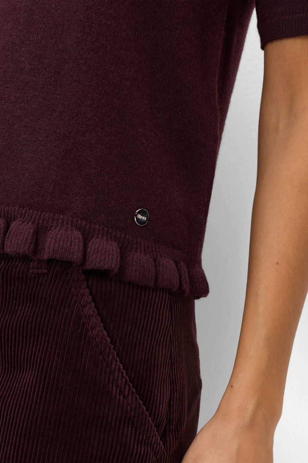 Tricot à manches courtes NINA vue de face pour femme Brax