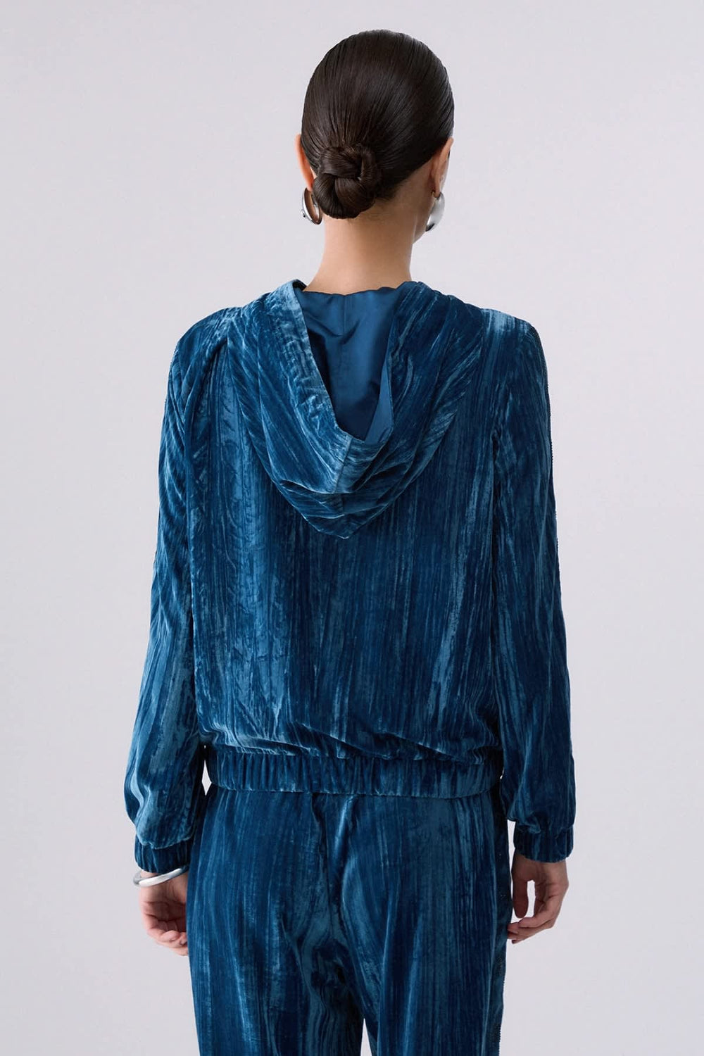 Women's textured velvet hooded jacket liujo
