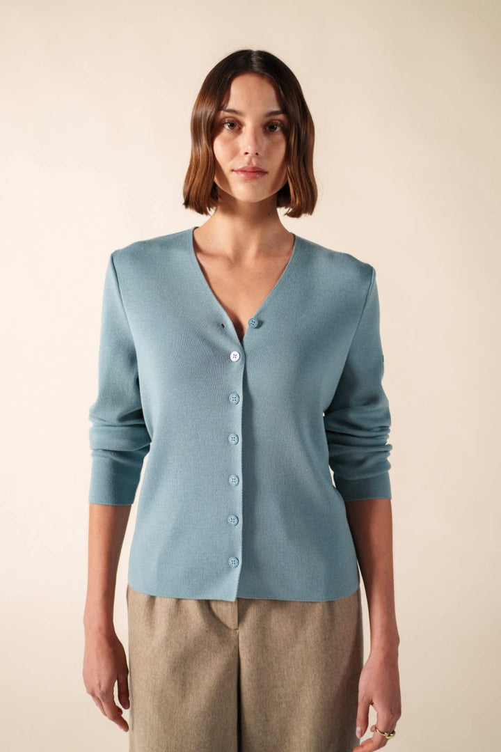 Veste BREVANDS pour femme vue de face bleu marine avec boutons dorés - Valérie Simon
