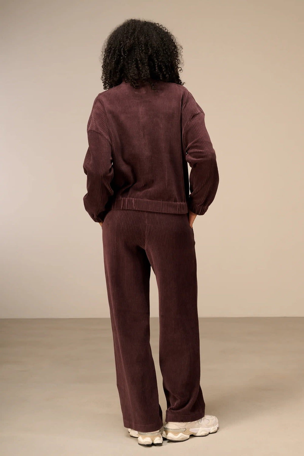 Nile women's long-sleeve corduroy jacket, front view