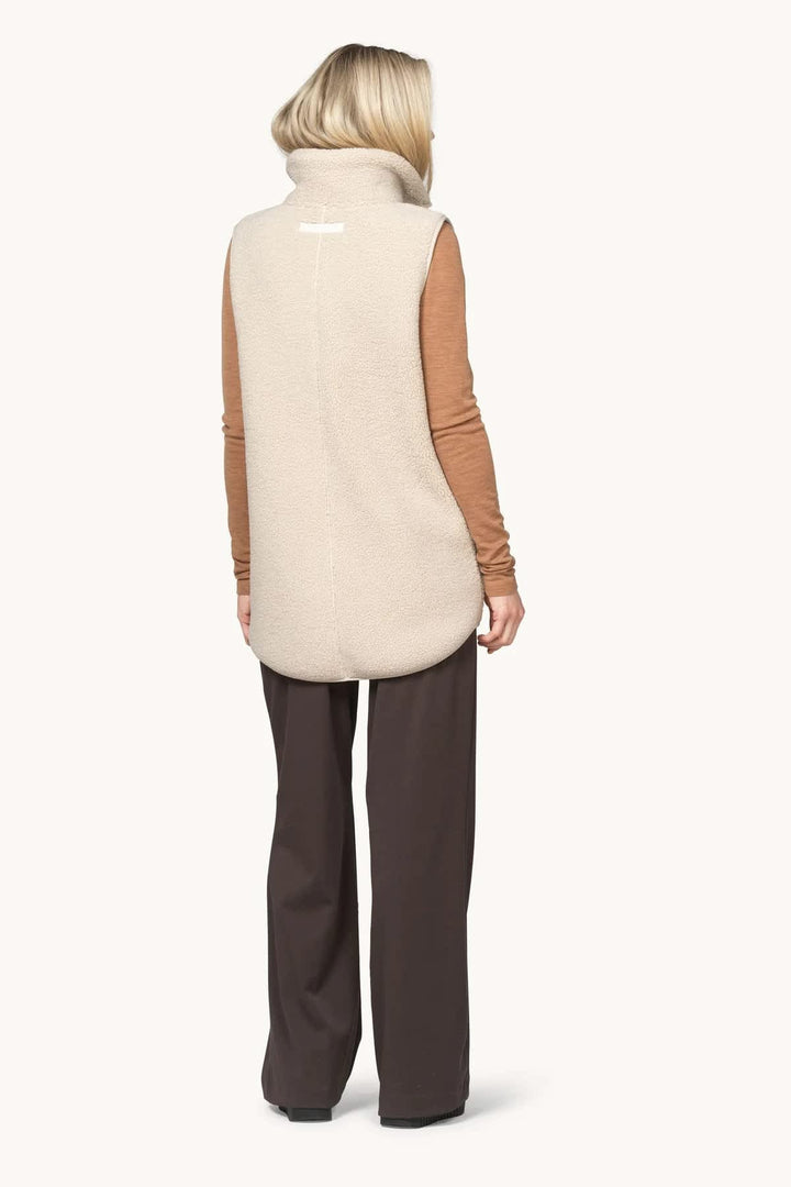Veste longue sans manches en sherpa pour femme Ilse Jacobsen