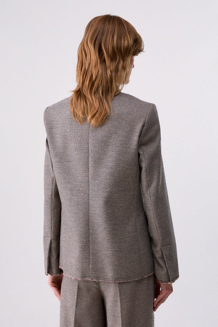 Front view of the women&