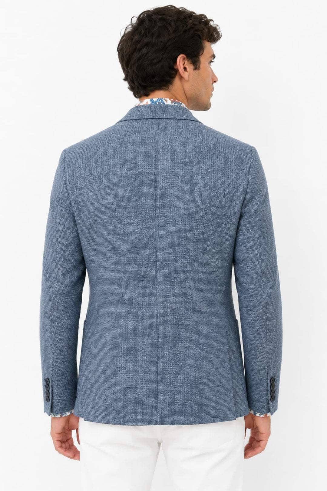 Side view of the Lief Horsens textured gray men&