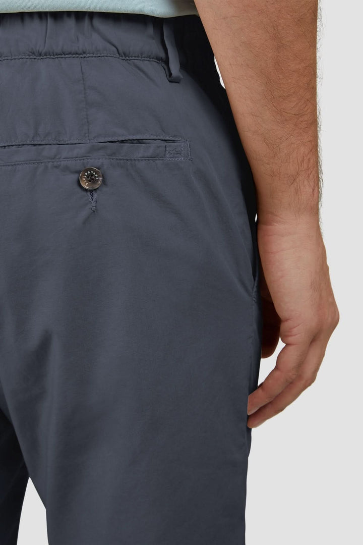Ultra-lightweight cotton poplin Bermuda shorts