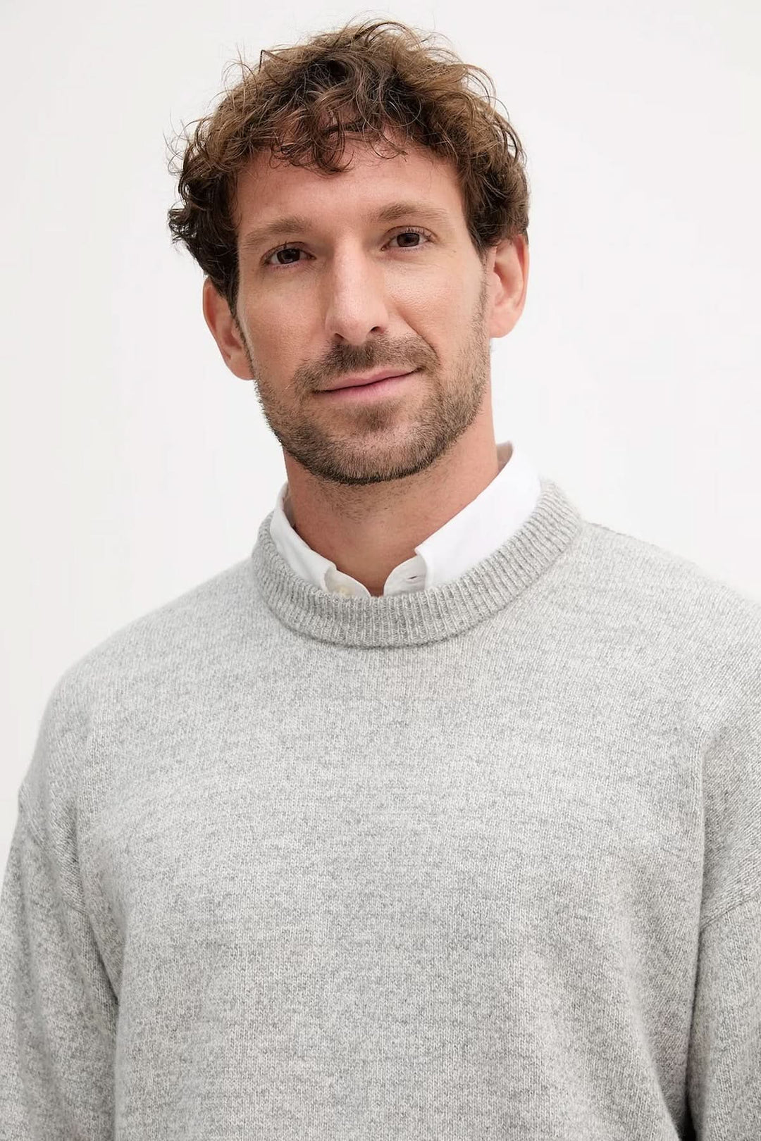 Chandail en laine vierge coupe "oversize"