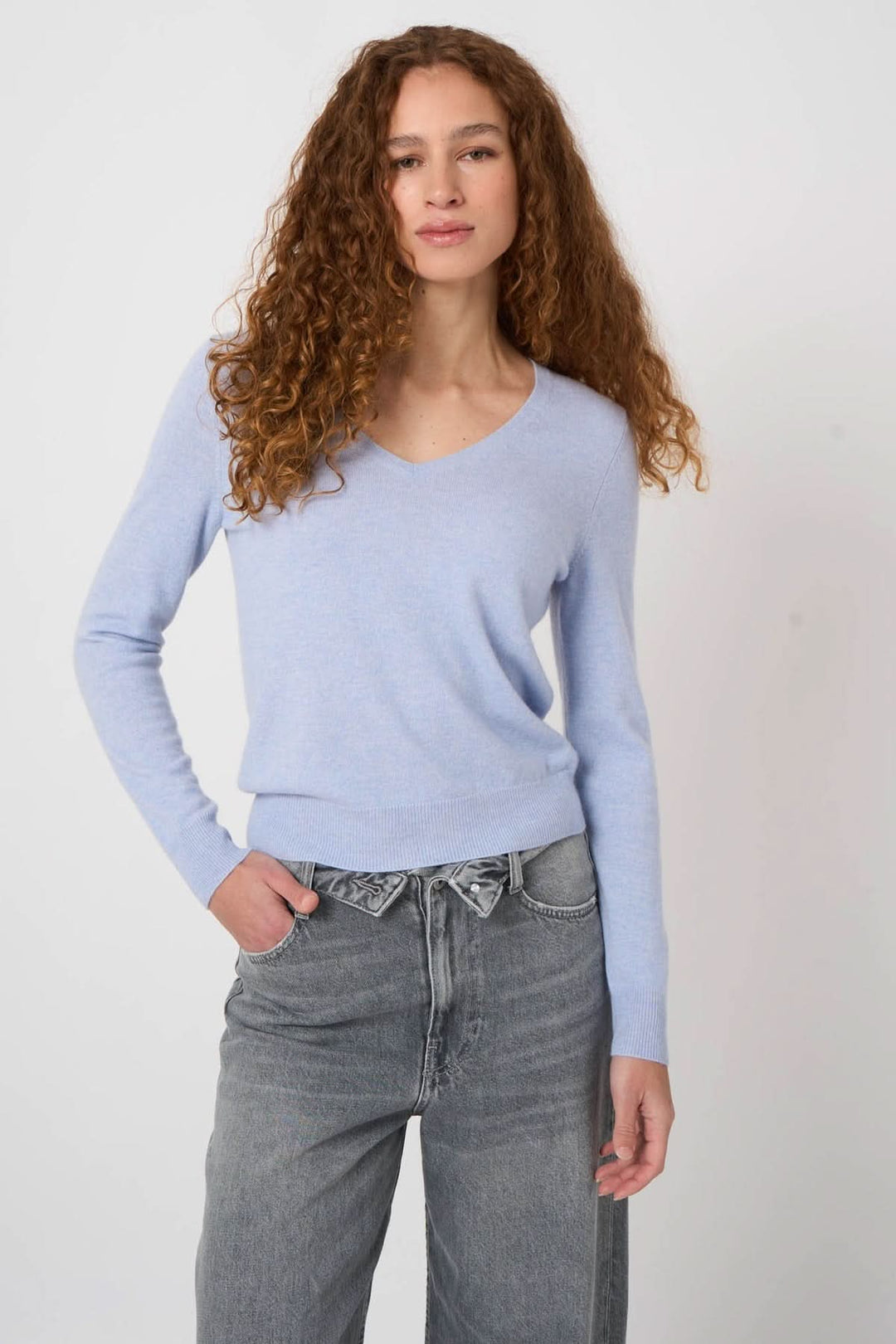 Organic cashmere V-neck sweater 